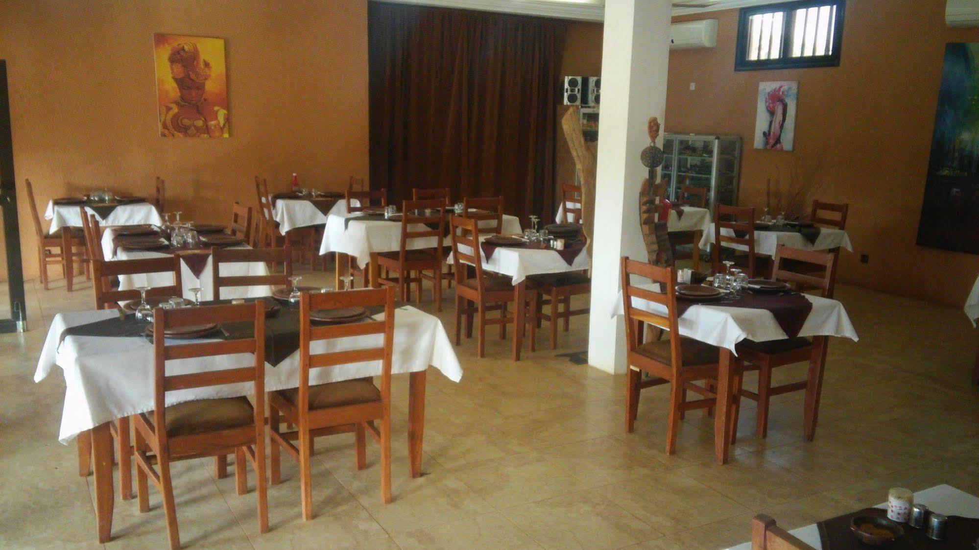 Le Grand Calao Hotel Ouagadougou Exterior photo