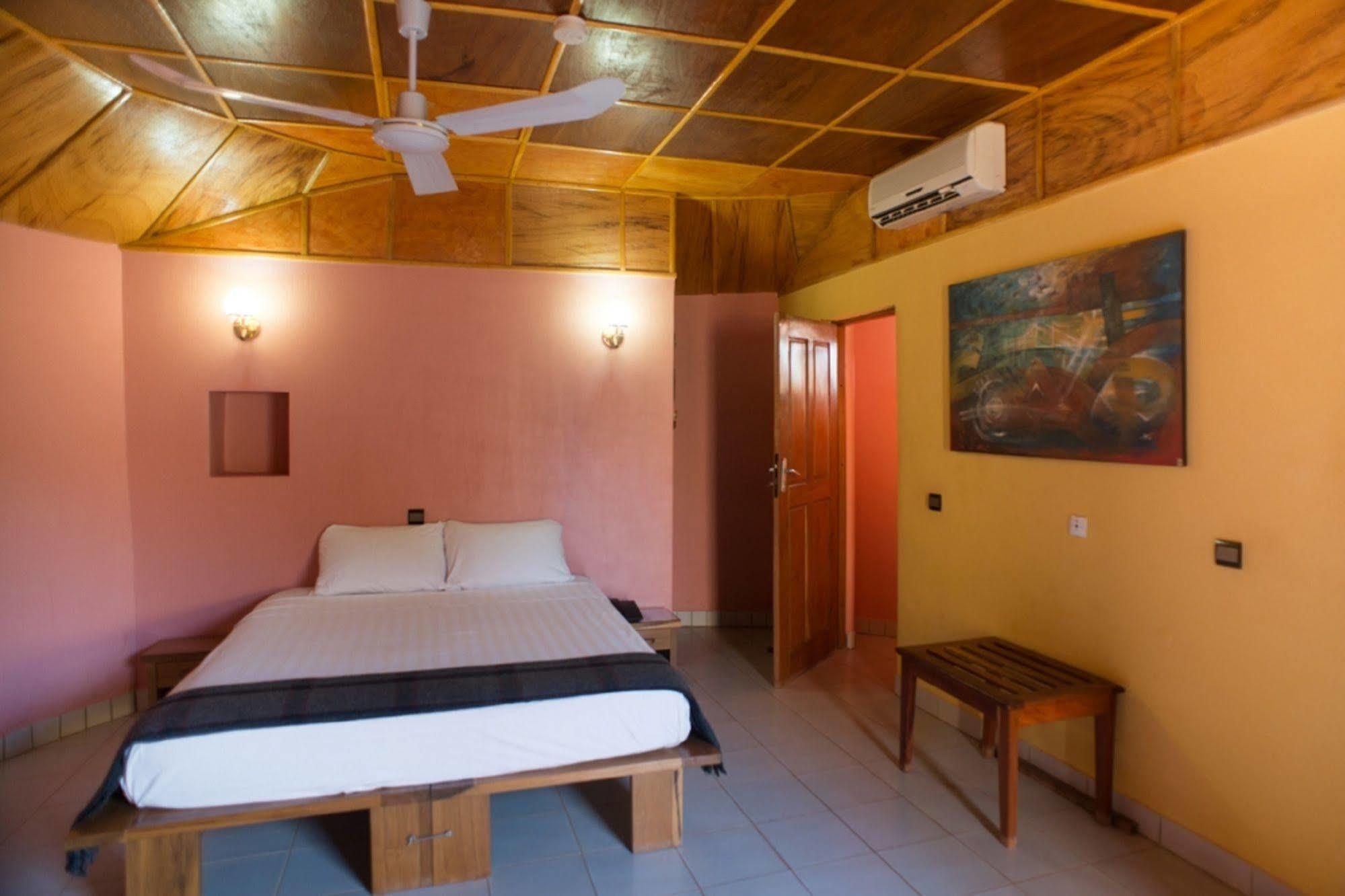 Le Grand Calao Hotel Ouagadougou Exterior photo